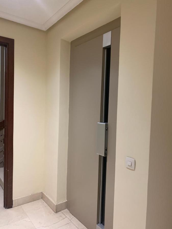 Apartamento Deluxe, 4 Habitaciones, Parking Мадрид Экстерьер фото
