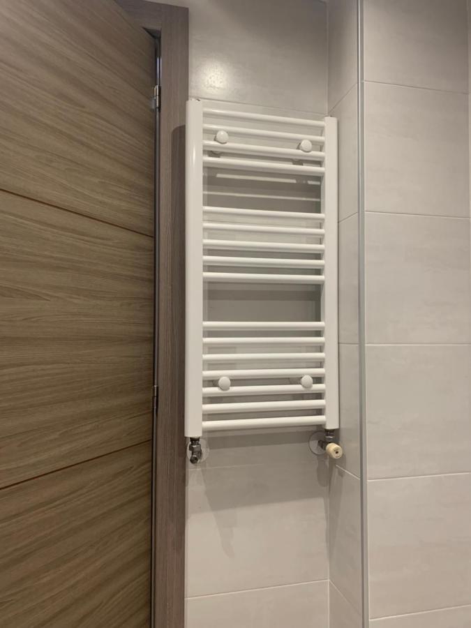 Apartamento Deluxe, 4 Habitaciones, Parking Мадрид Экстерьер фото