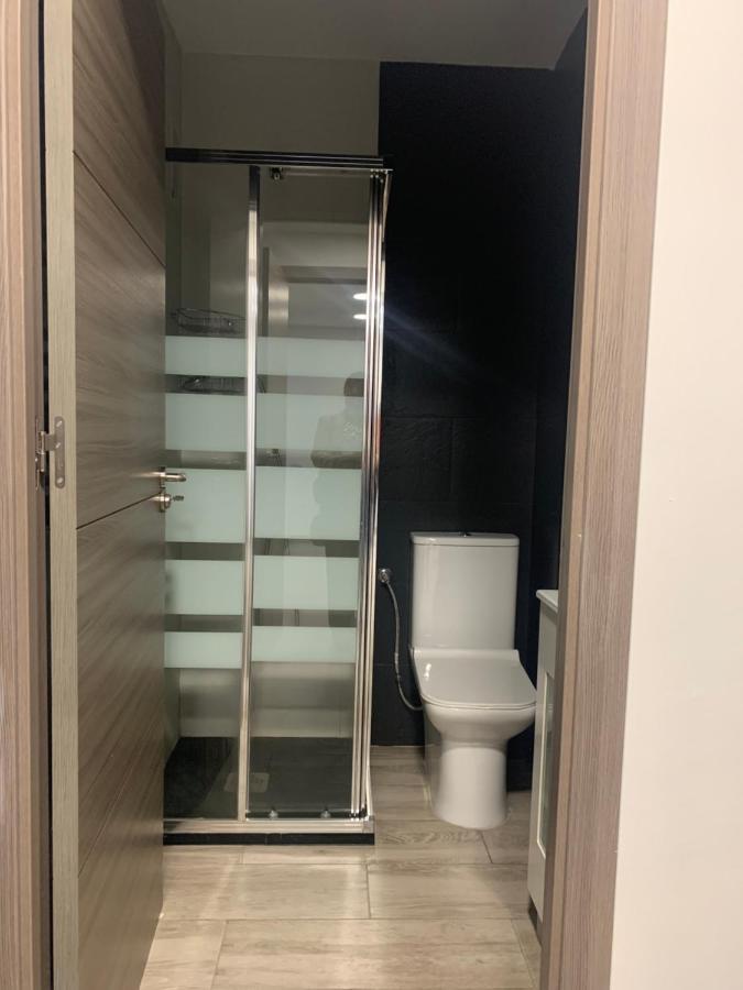 Apartamento Deluxe, 4 Habitaciones, Parking Мадрид Экстерьер фото