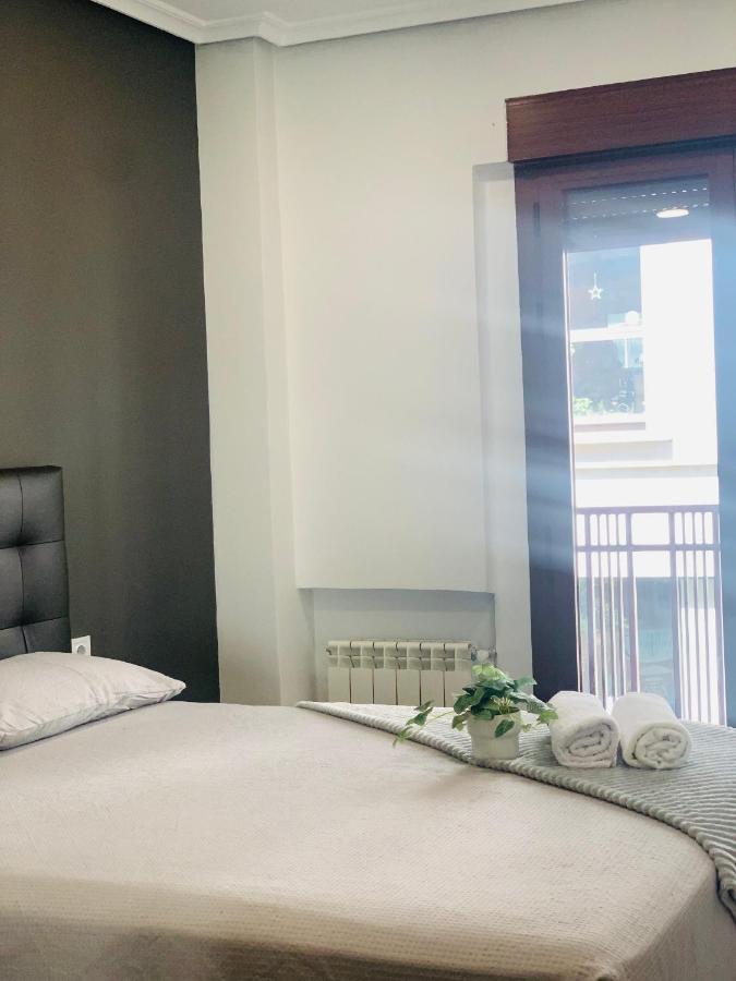 Apartamento Deluxe, 4 Habitaciones, Parking Мадрид Экстерьер фото