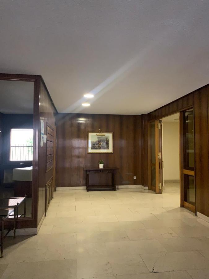 Apartamento Deluxe, 4 Habitaciones, Parking Мадрид Экстерьер фото
